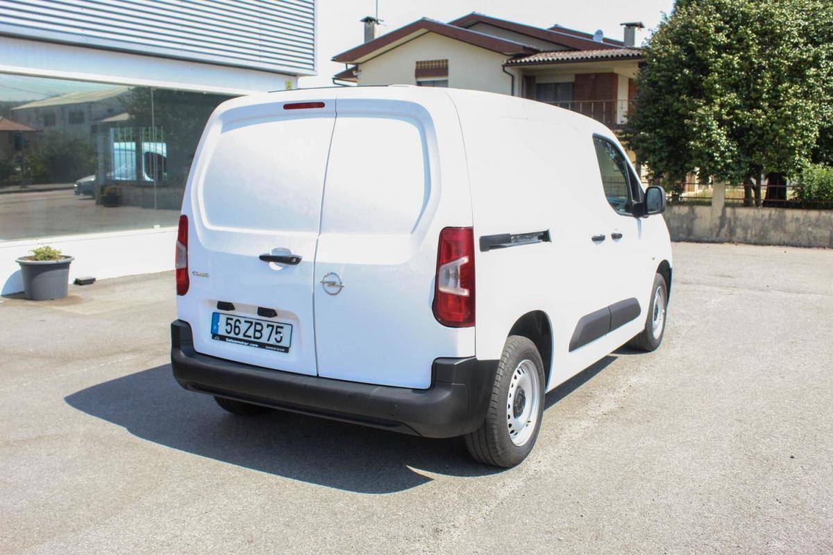 opel-combo-2019-diesel-1560cc