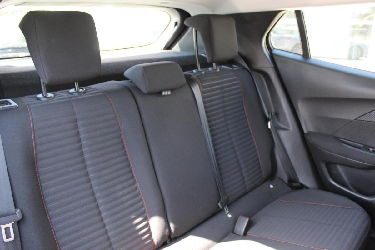 peugeot-2008-2021-diesel-1499cc