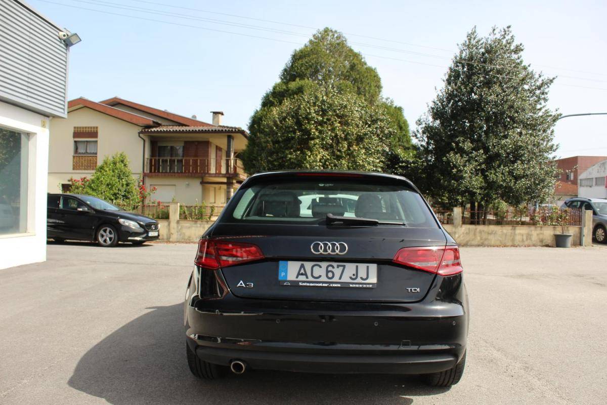audi-a3-sportback-2015-diesel-1598cc