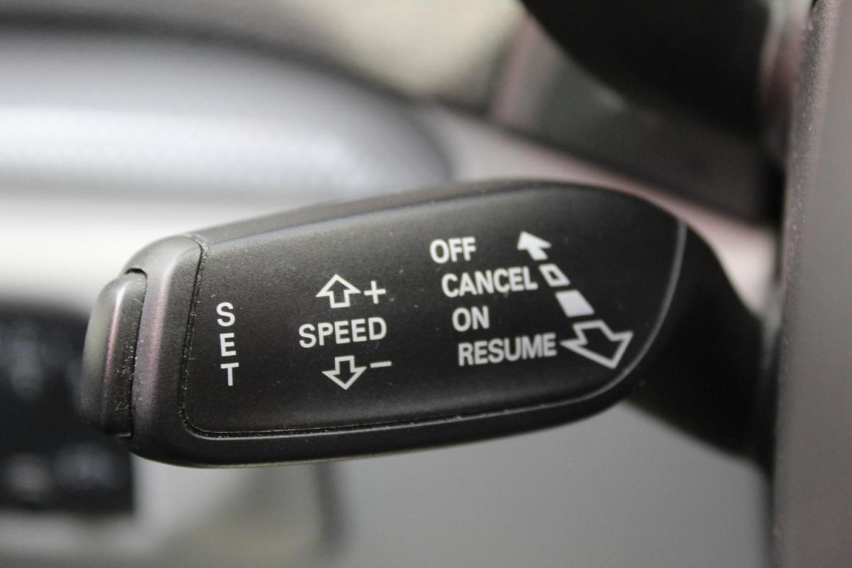 audi-a3-sportback-2015-diesel-1598cc