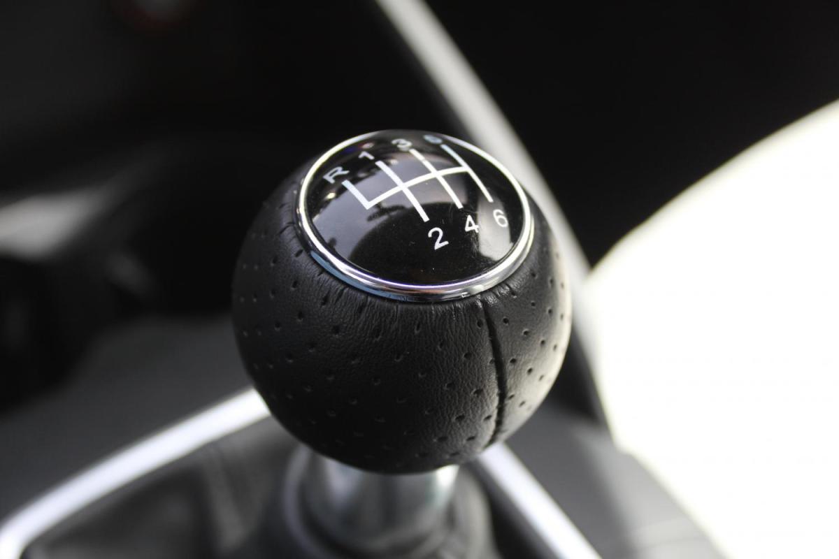 audi-a3-sportback-2015-diesel-1598cc