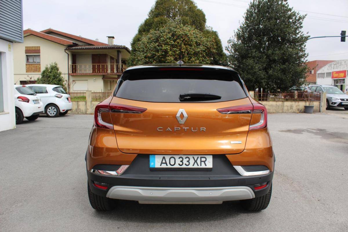 renault-captur-2022-hibrido-a-gasolina-1598cc