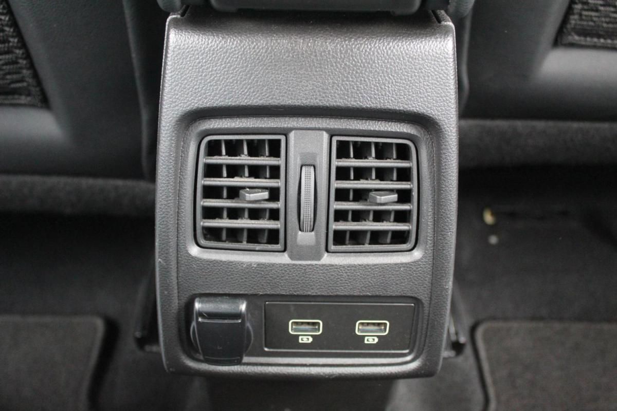 renault-captur-2022-hibrido-a-gasolina-1598cc