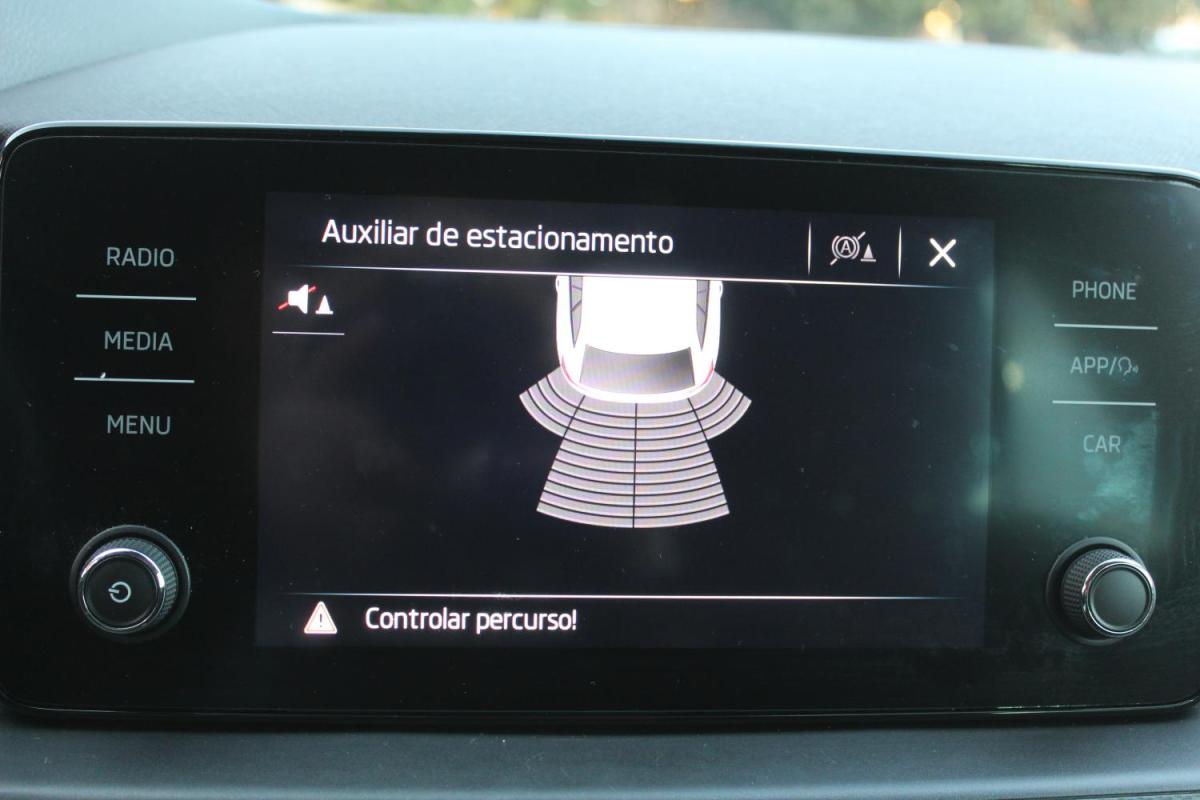 skoda-scala-2023-gasolina-999cc