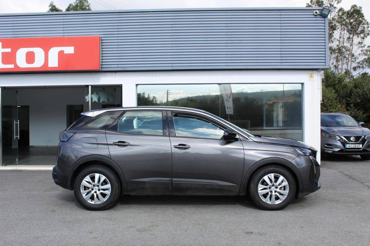 peugeot-3008-2022-diesel-1499cc
