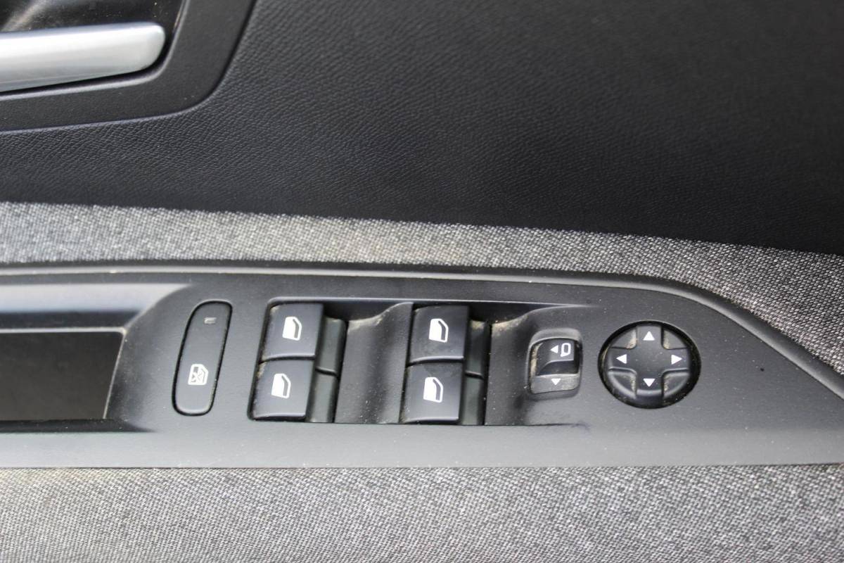 peugeot-3008-2022-diesel-1499cc