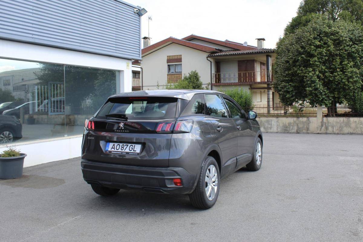 peugeot-3008-2022-diesel-1499cc