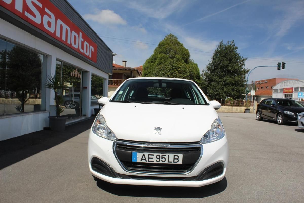 peugeot-208-2020-diesel-1499cc