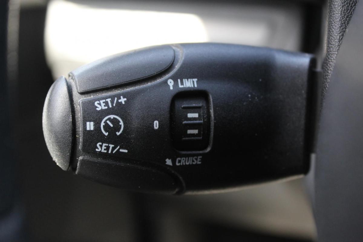peugeot-208-2020-diesel-1499cc