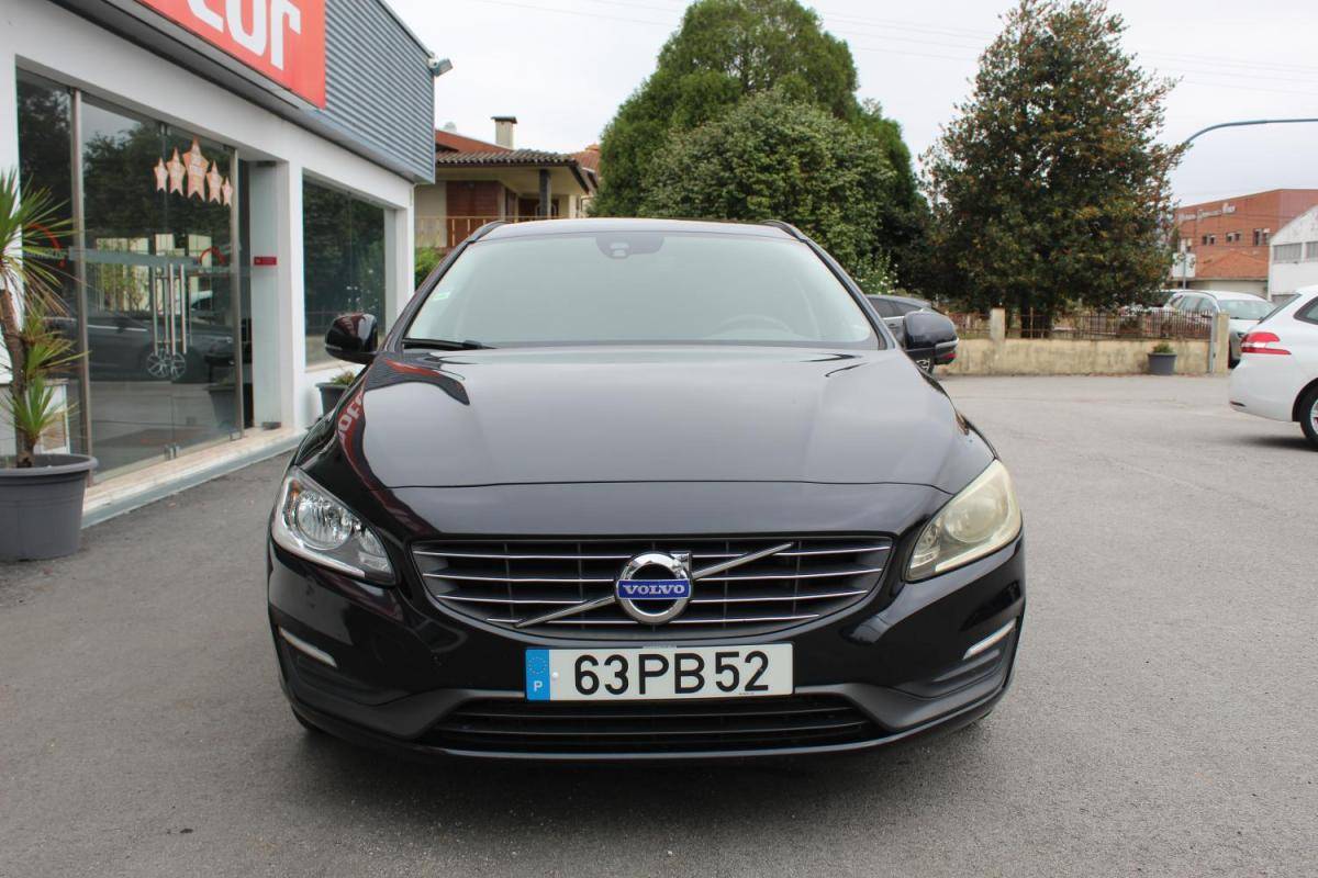 volvo-v60-2014-diesel-1560cc