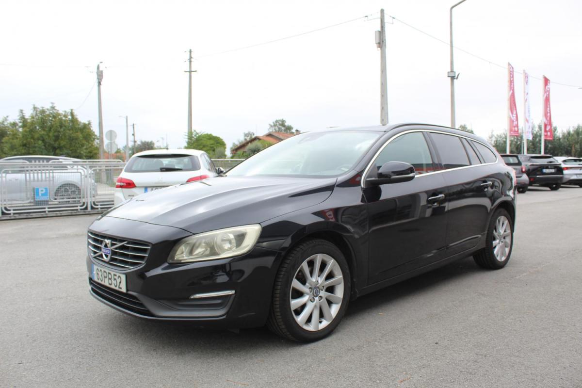 volvo-v60-2014-diesel-1560cc