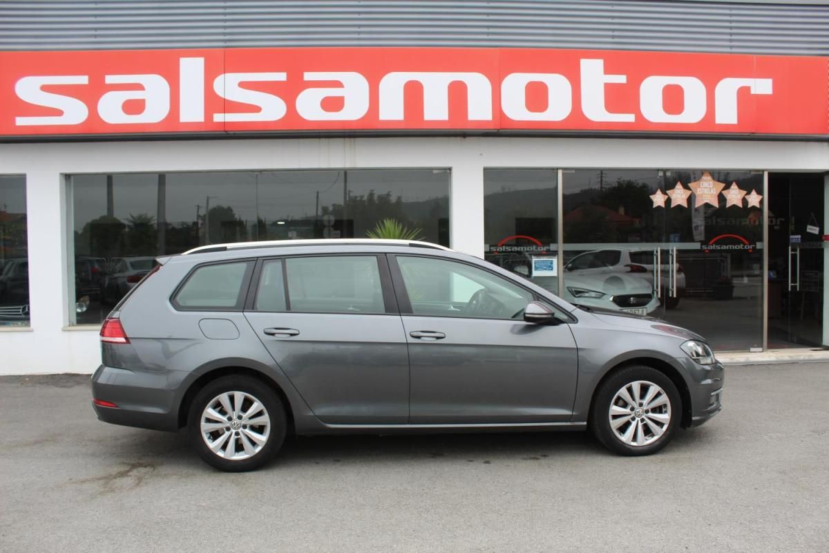 volkswagen-golf-variant-2019-diesel-1598cc