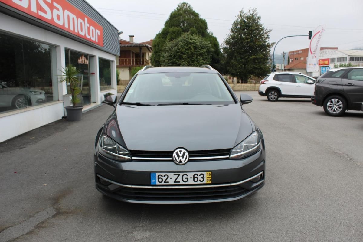 volkswagen-golf-variant-2019-diesel-1598cc