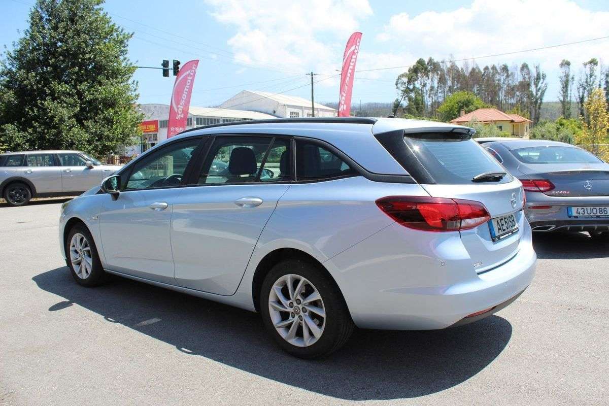 opel-astra-sport-tourer-2020-diesel-1496cc