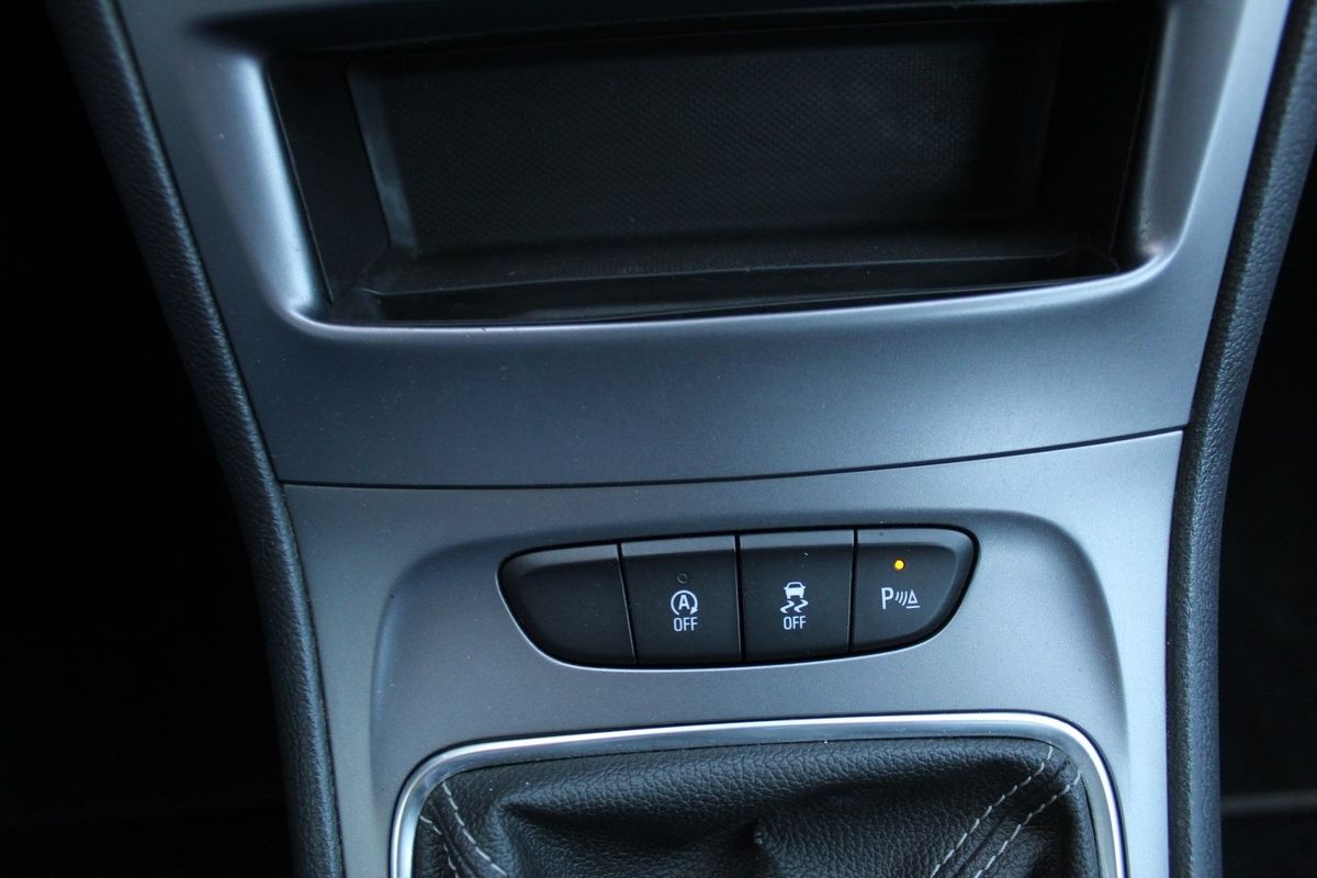 opel-astra-sport-tourer-2020-diesel-1496cc