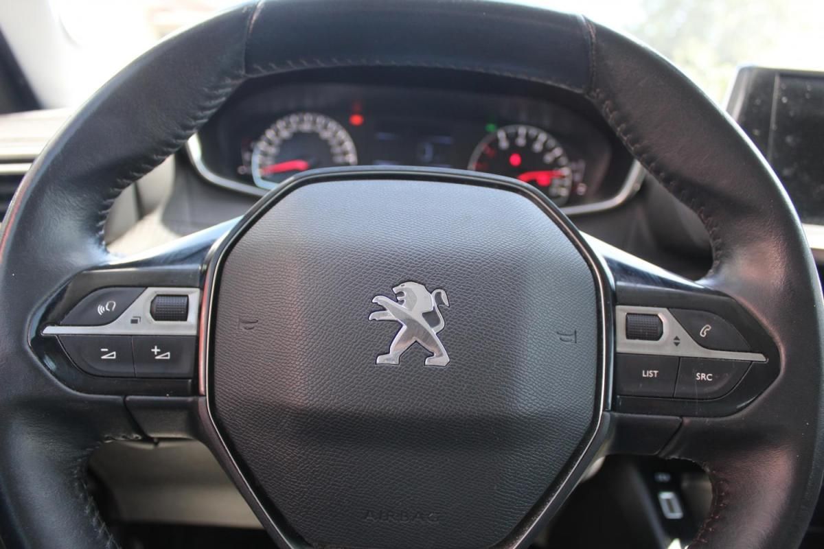 peugeot-2008-2021-diesel-1499cc