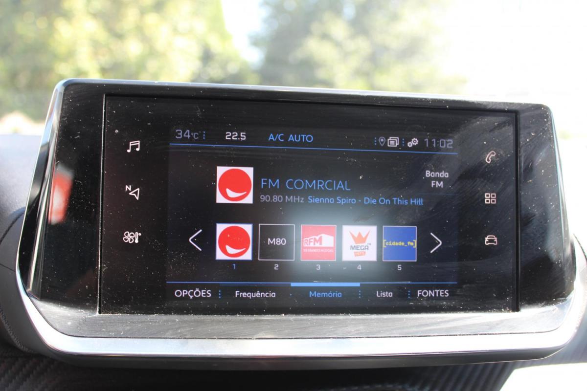 peugeot-2008-2021-diesel-1499cc