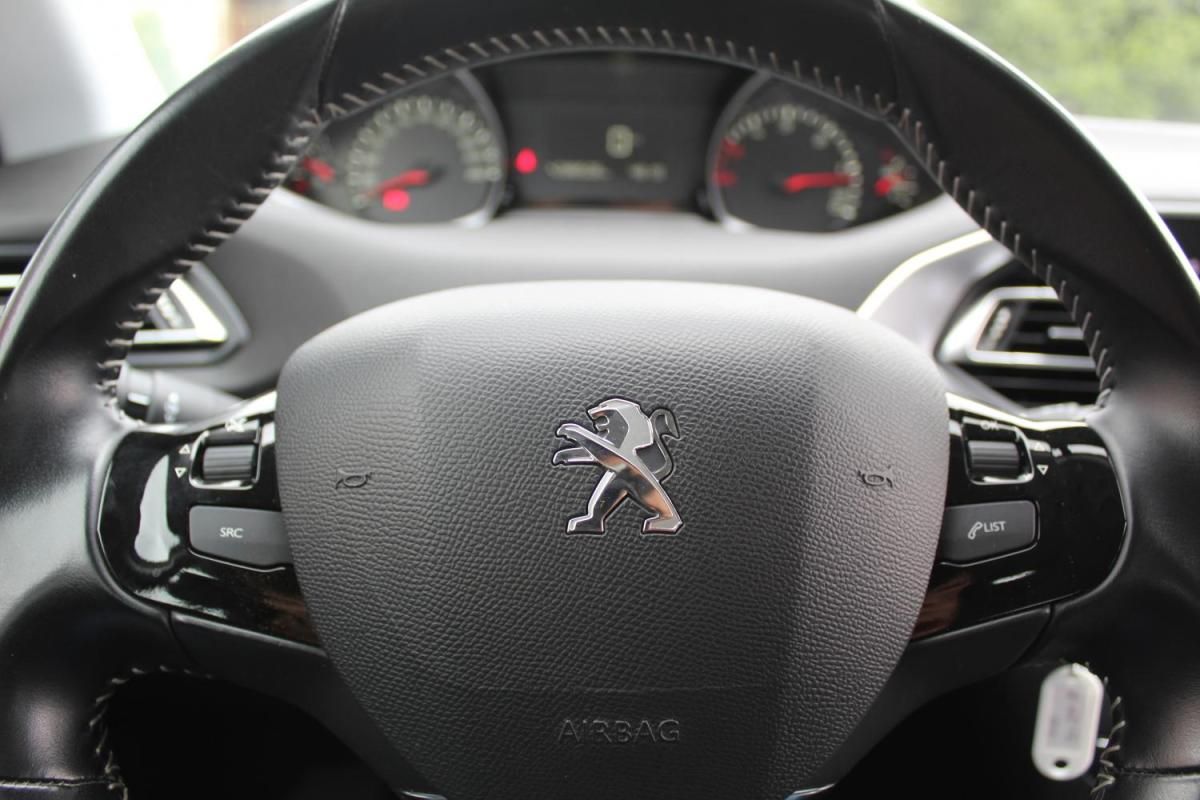 peugeot-308-2019-diesel-1499cc