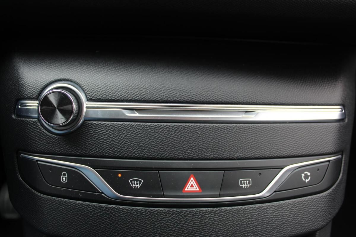 peugeot-308-2019-diesel-1499cc