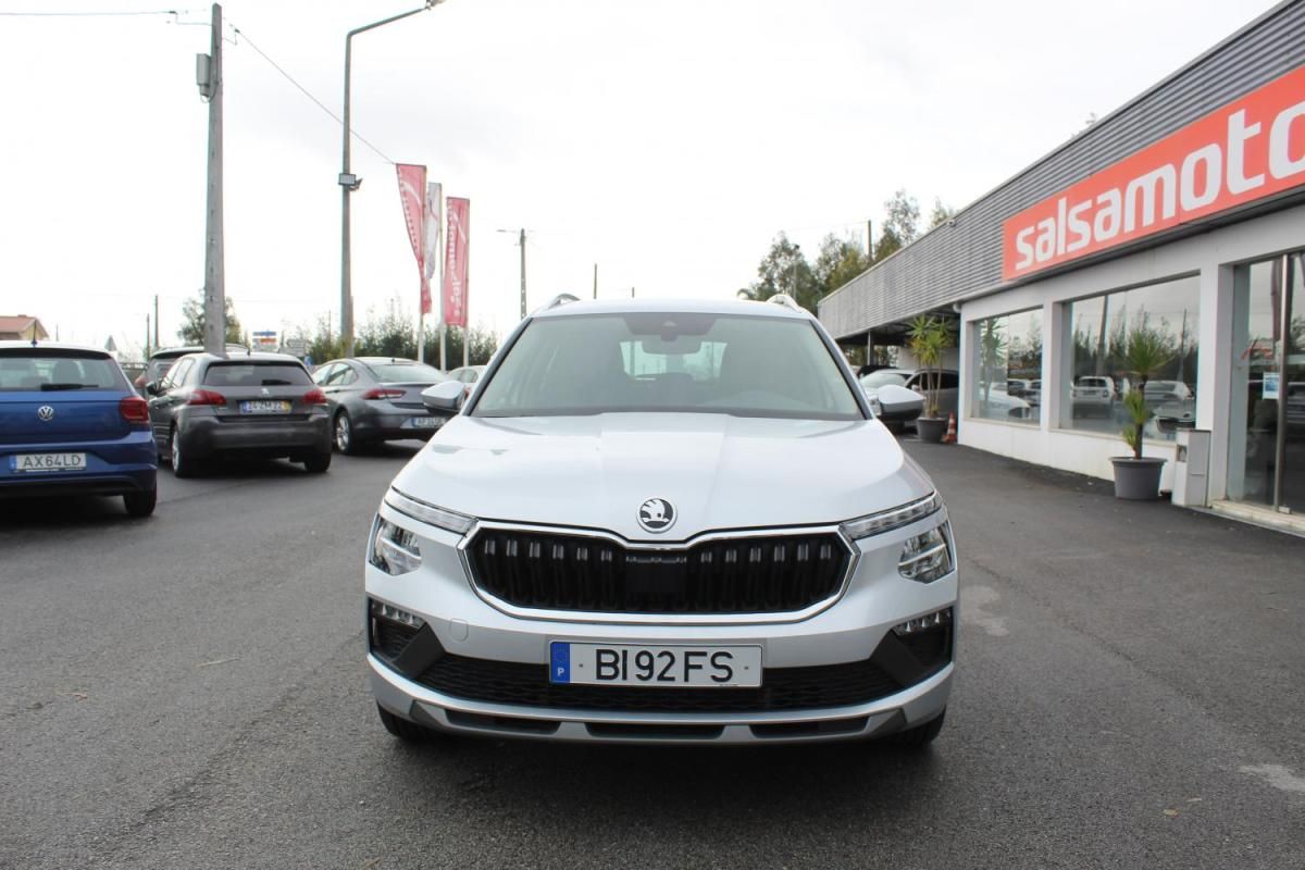 skoda-kamiq-2024-gasolina-999cc