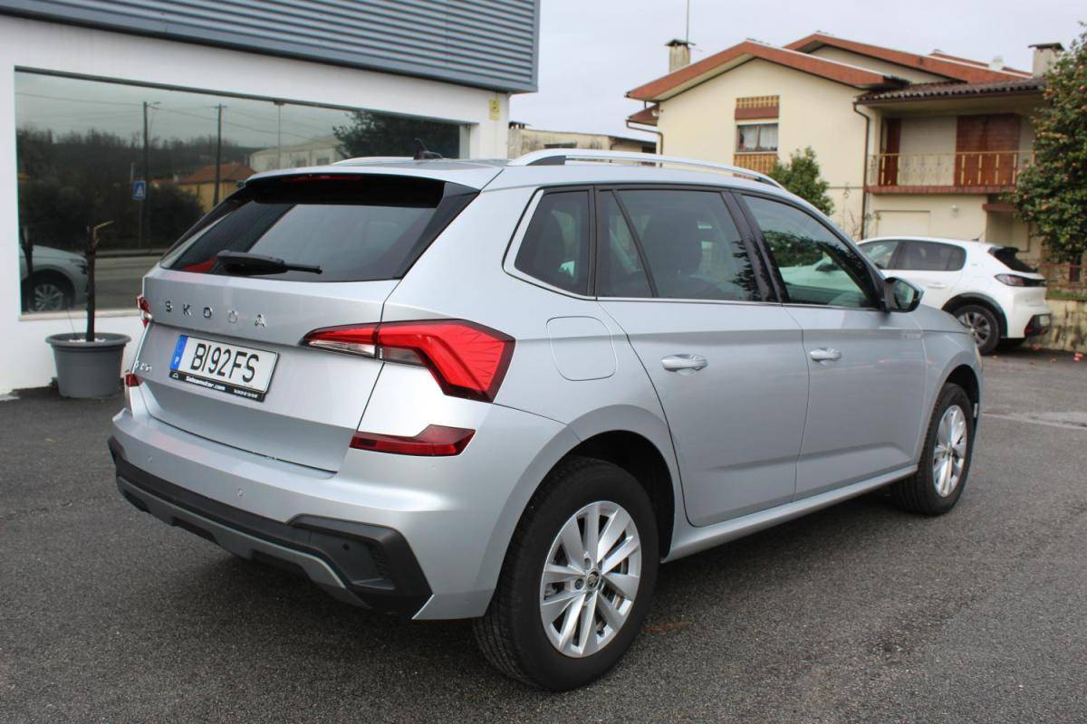 skoda-kamiq-2024-gasolina-999cc