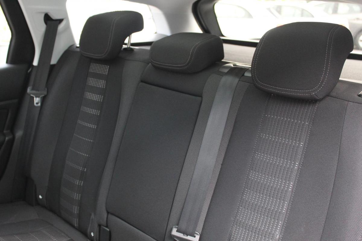 peugeot-308-sw-2015-diesel-1560cc