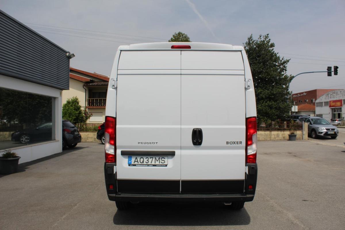 peugeot-boxer-2022-diesel-2179cc
