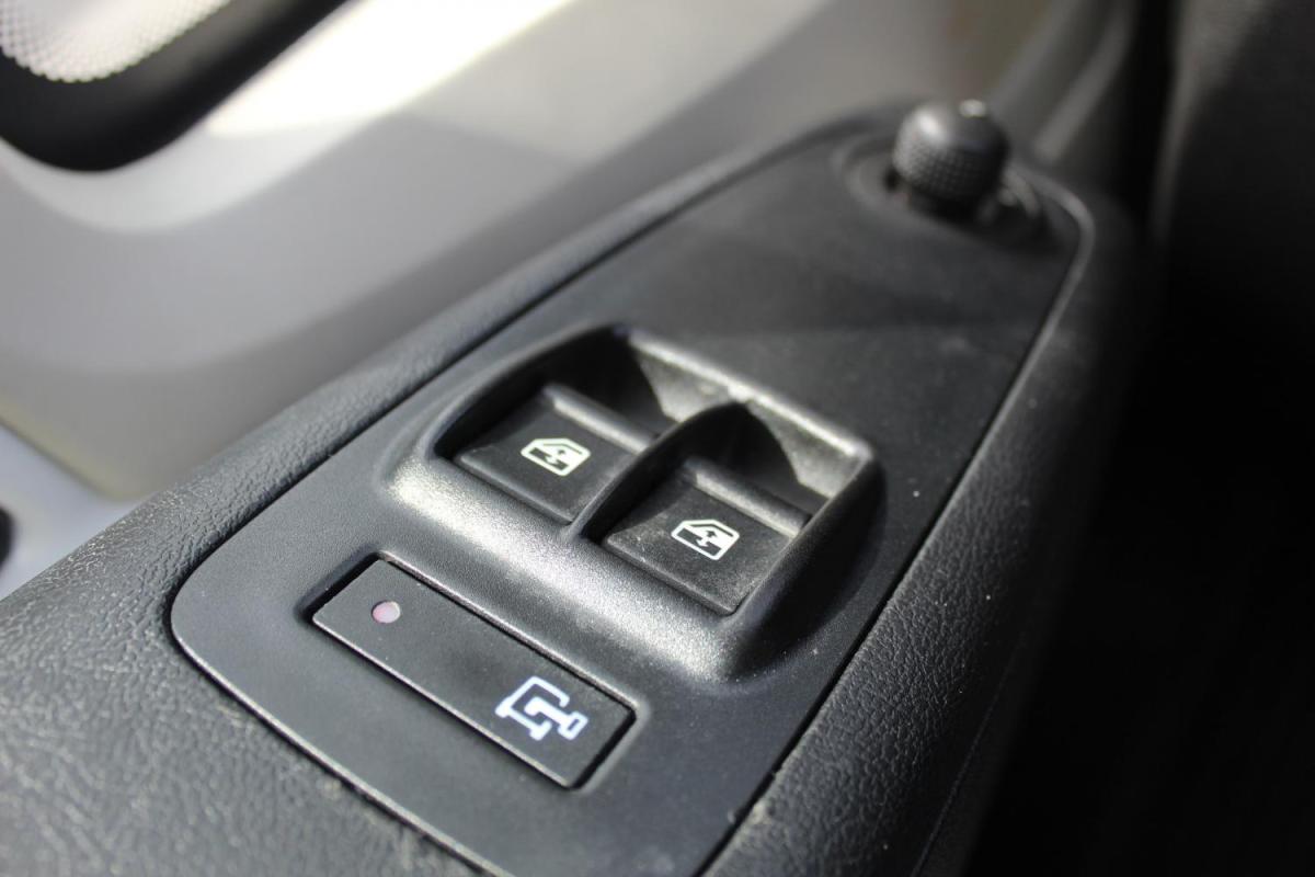 peugeot-boxer-2022-diesel-2179cc