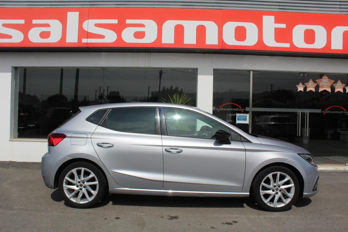 seat-ibiza-2023-gasolina-999cc