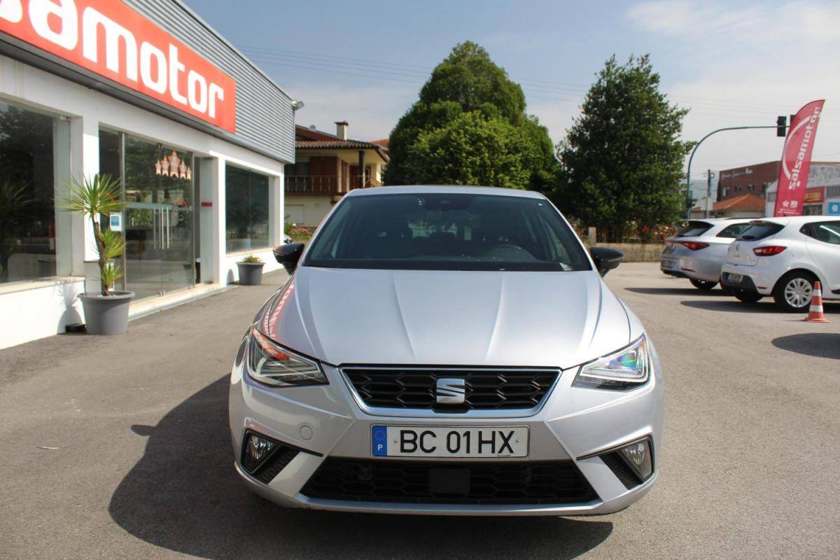 seat-ibiza-2023-gasolina-999cc