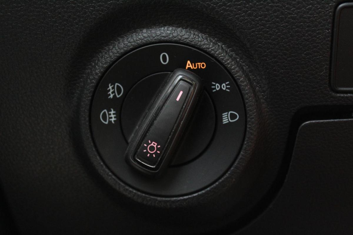 seat-ibiza-2023-gasolina-999cc