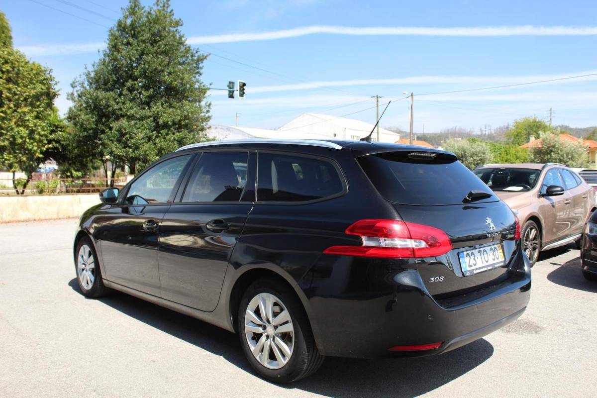peugeot-308-sw-2017-diesel-1560cc