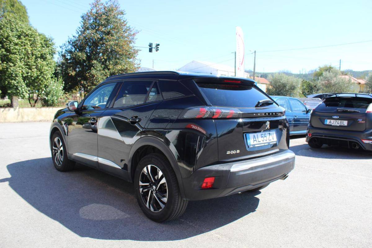 peugeot-2008-2021-diesel-1499cc