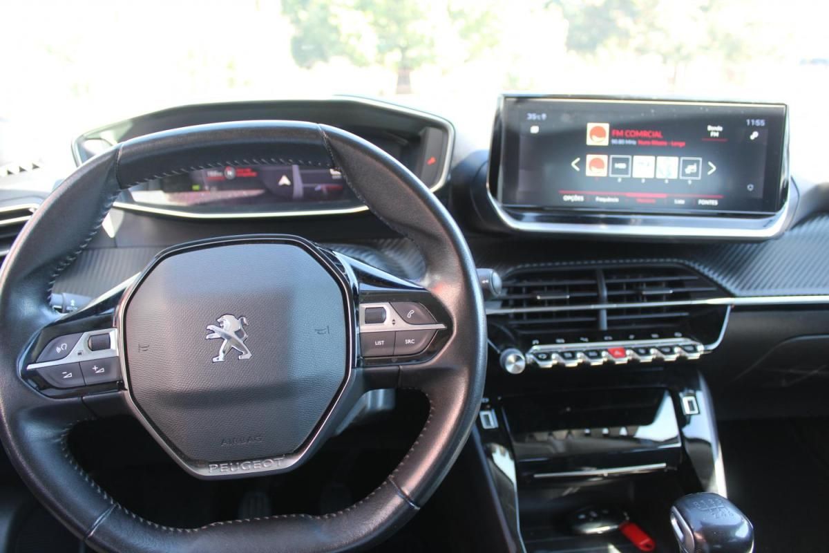 peugeot-2008-2021-diesel-1499cc