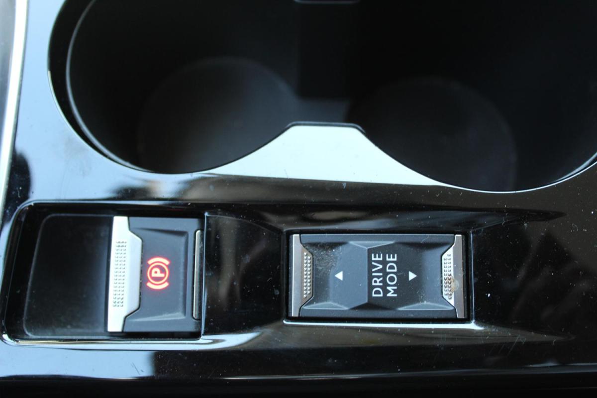 peugeot-2008-2021-diesel-1499cc