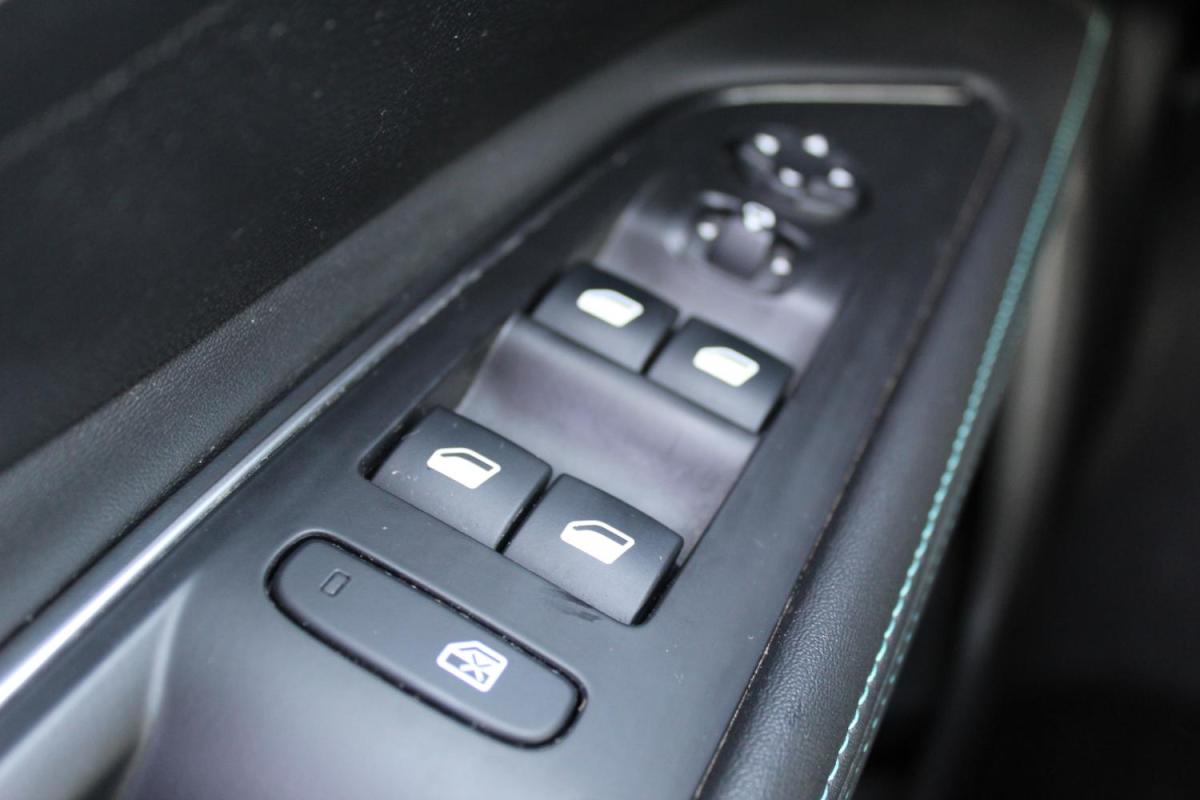 peugeot-5008-2021-diesel-1499cc