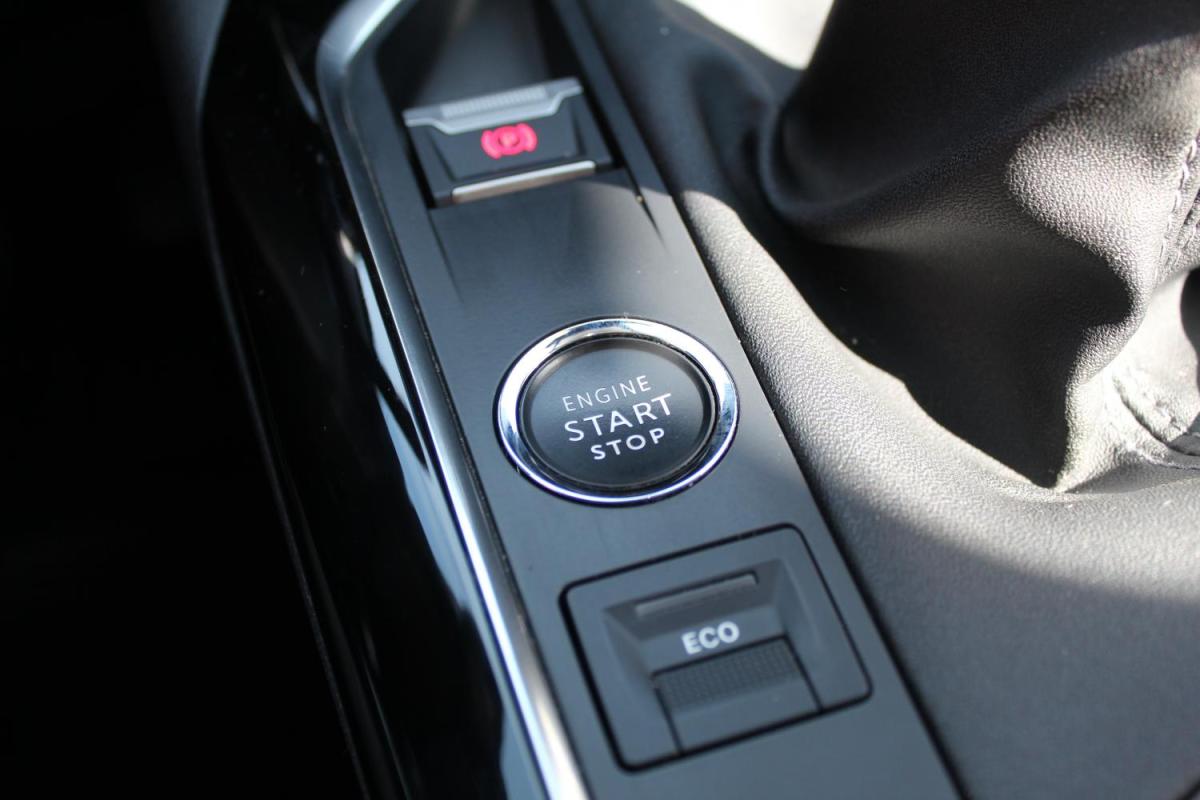 peugeot-5008-2021-diesel-1499cc