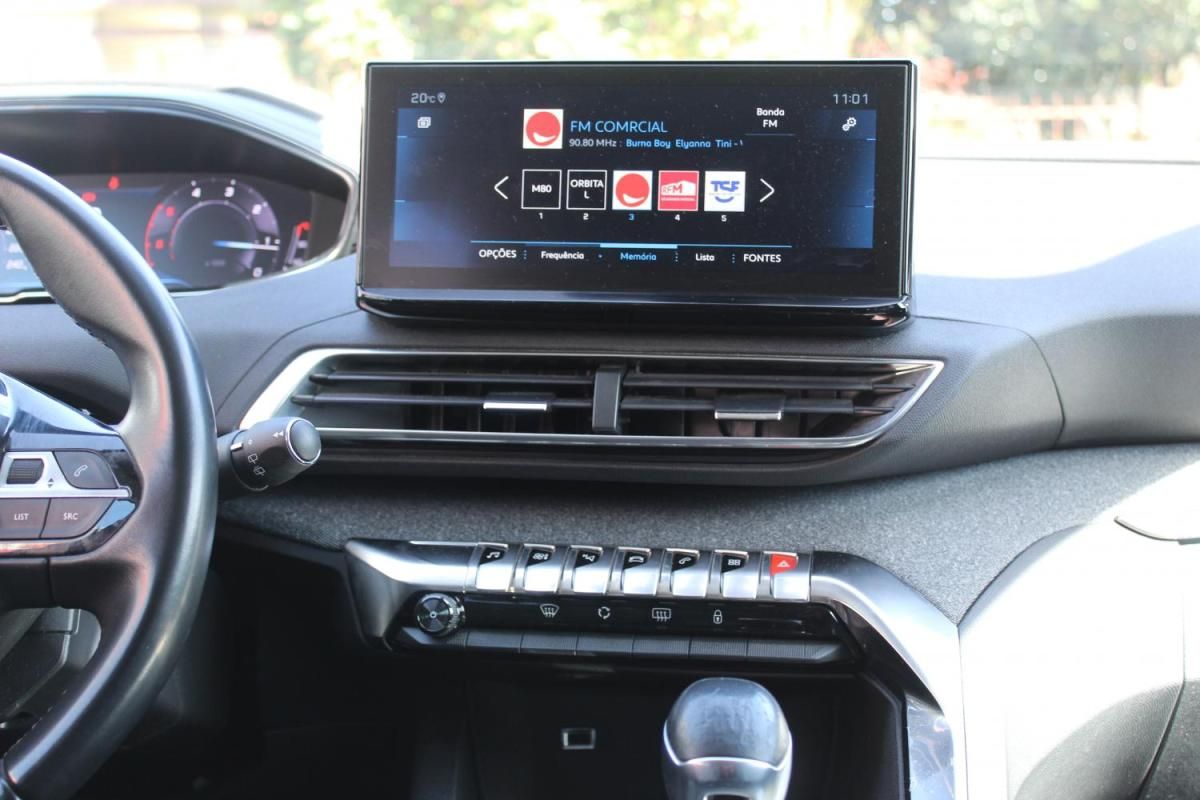 peugeot-5008-2021-diesel-1499cc