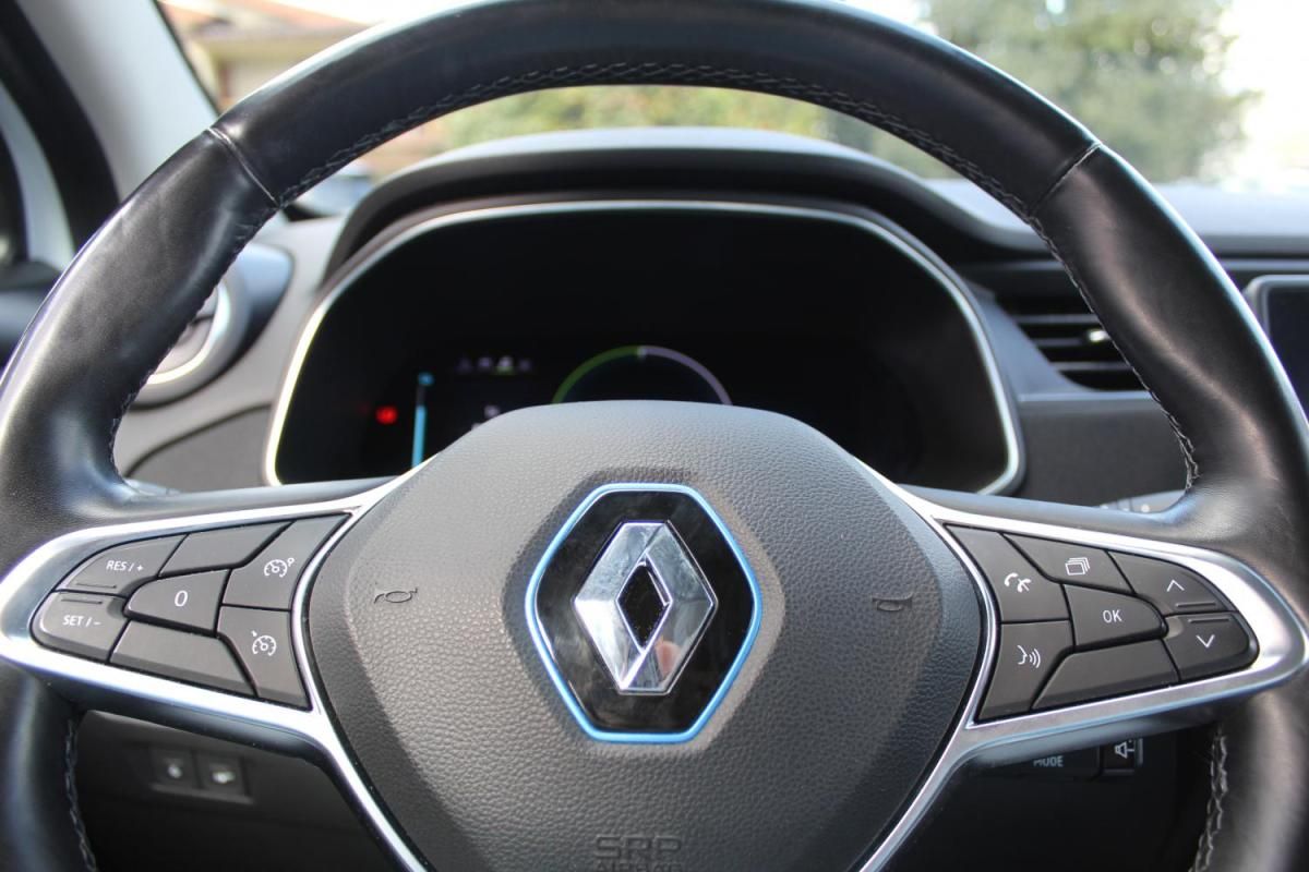 renault-zoe-2021-eletrico-0cc
