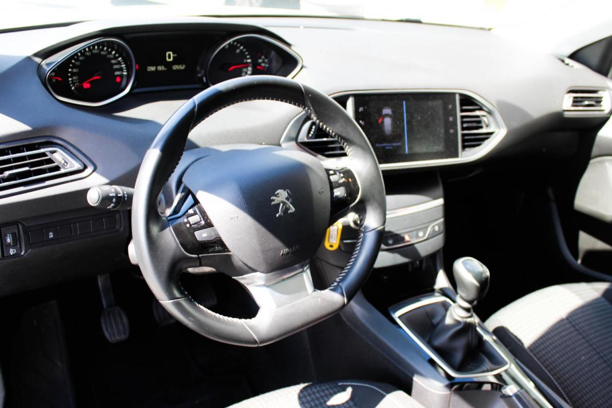 peugeot-308-2019-diesel-1499cc