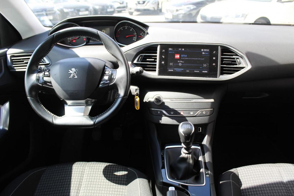 peugeot-308-2019-diesel-1499cc