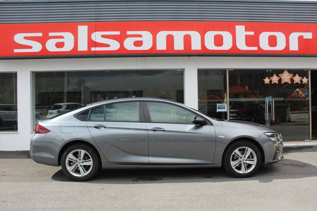 opel-insignia-grand-sport-2021-diesel-1496cc