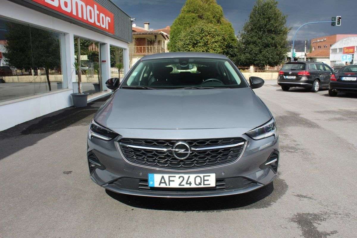 opel-insignia-grand-sport-2021-diesel-1496cc
