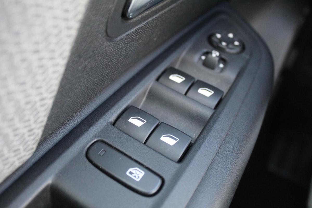 citroen-c4-2022-diesel-1499cc