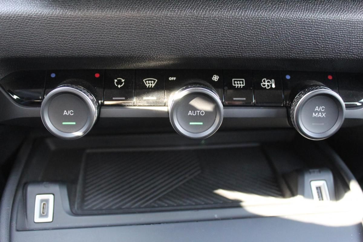 citroen-c4-2022-diesel-1499cc