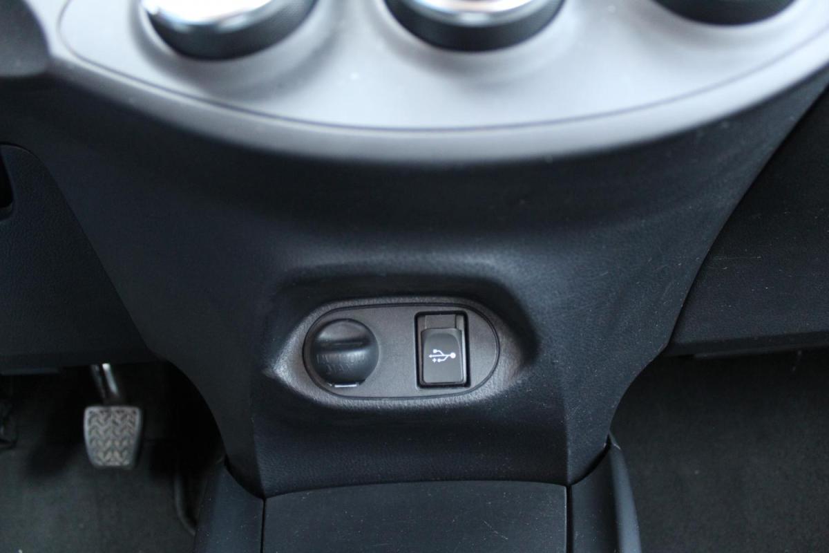 toyota-yaris-2020-gasolina-998cc