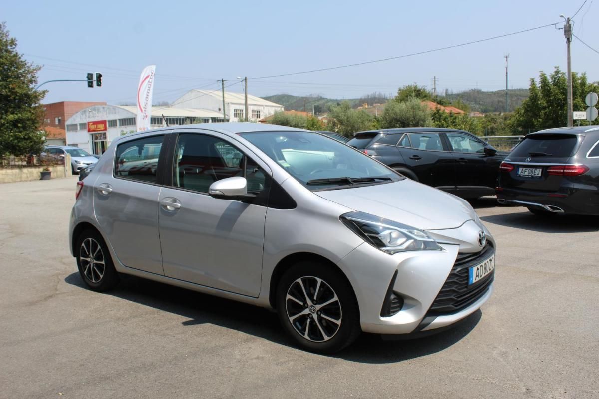 toyota-yaris-2020-gasolina-998cc