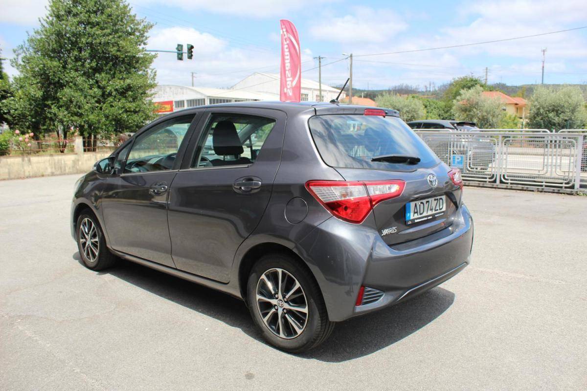 toyota-yaris-2020-gasolina-998cc