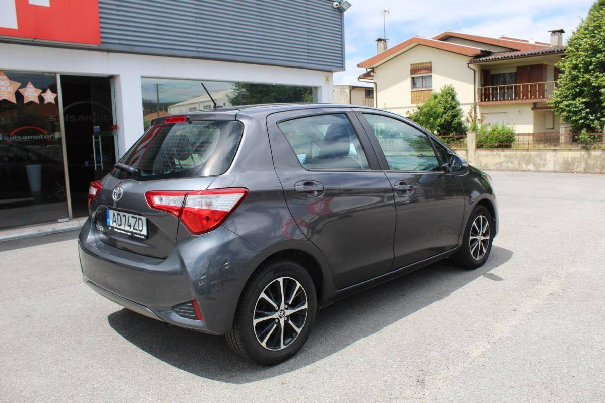 toyota-yaris-2020-gasolina-998cc