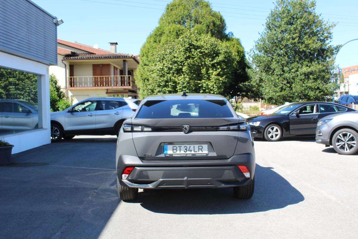 peugeot-408-2025-gasolina-1199cc